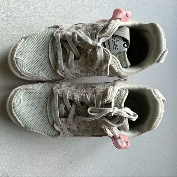 Jordan ma2 bone suede woman’s sneakers - Picture 7 of 15